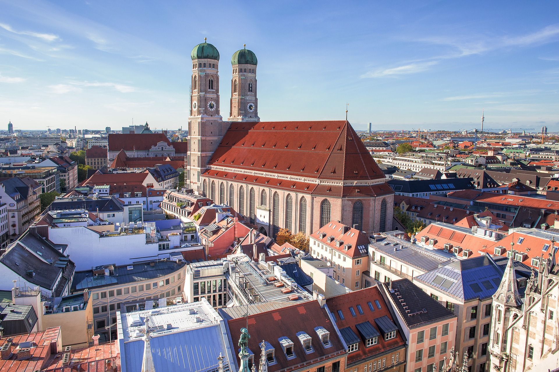 Frauenkirche © designerpoint / pixabay