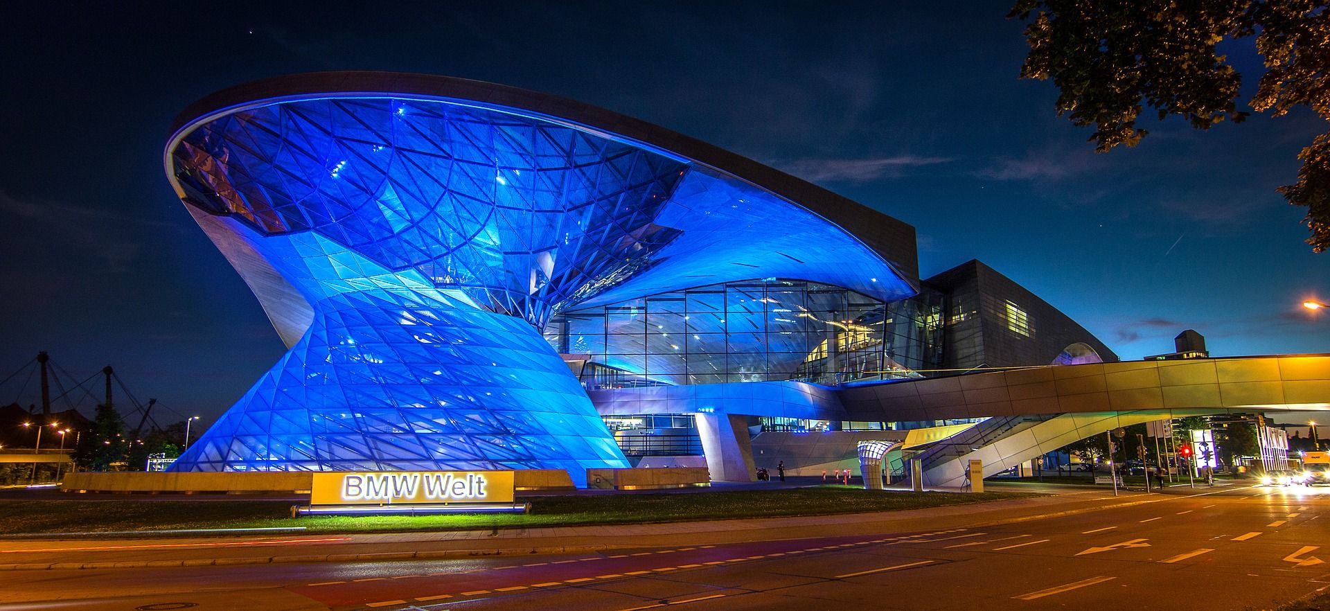 Die BMW-Welt in München (c) pixabay