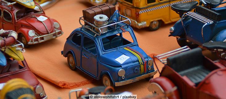 Maxvorstadt: Flohmarkt für Kinderkleider und Spielzeug