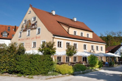 ZurPostHaus