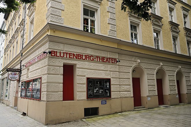 0218BlutenburgTheater_aussen