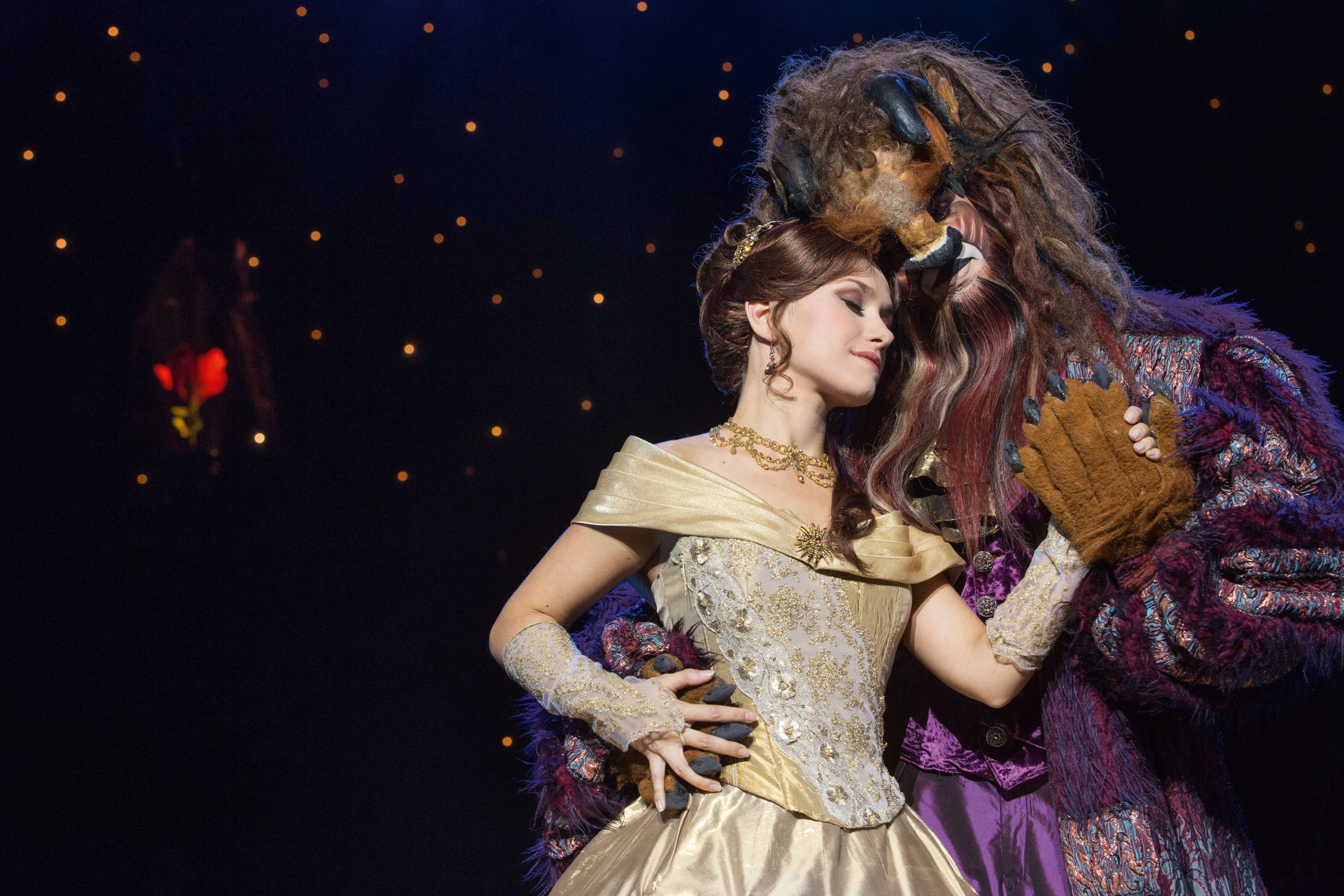 disney-die-schoene-und-das-biest_DeutschesTheaterMuenchen_2018_foto-07-credit-stefan-malzkorn