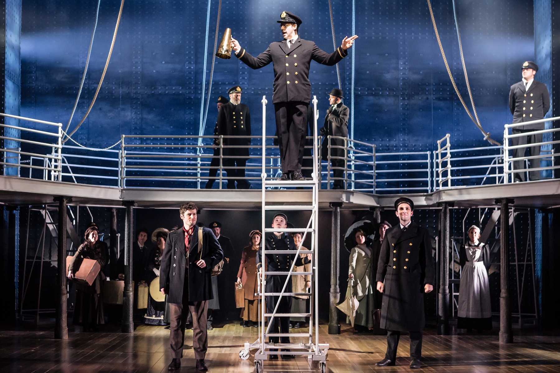 Titanic Bewegendes Musical über das Schicksal München Online