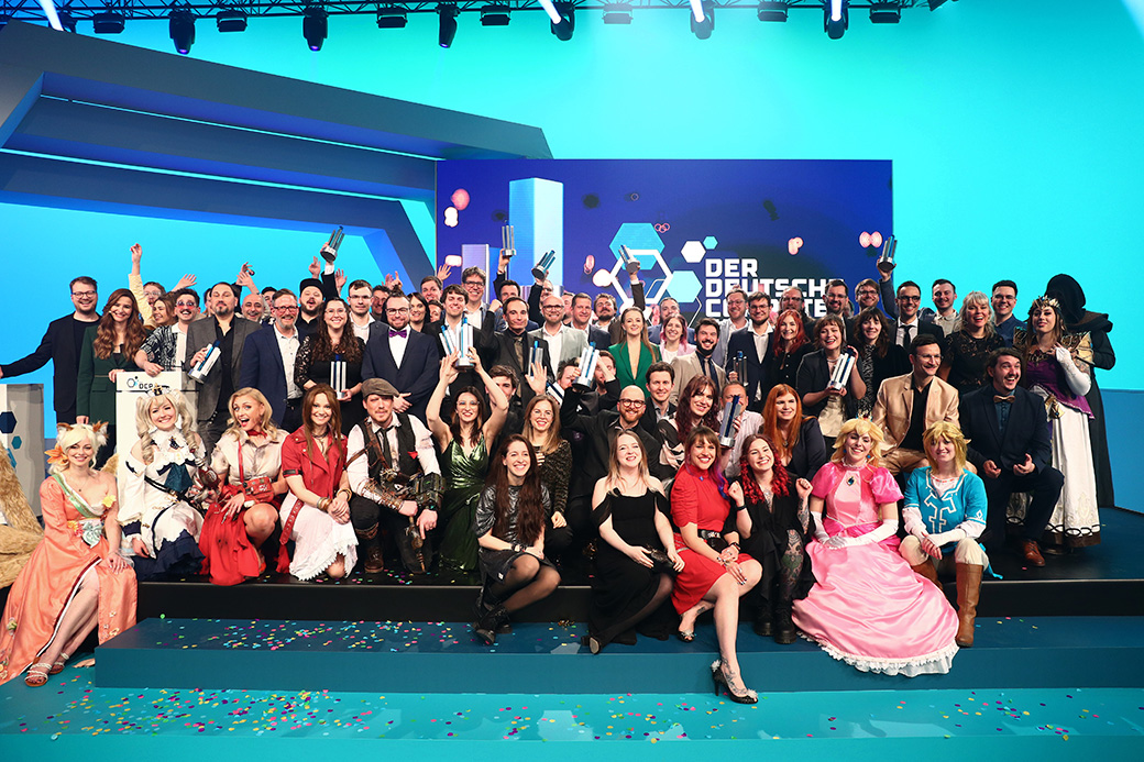 Deutscher Computerspielpreis 2024, MUNICH, GERMANY - APRIL 18: Award winners and team pose on stage during the annual German Computer Game Award (Der Deutsche Computerspielpreis) at Eisbach Studios on April 18, 2024 in Munich, Germany. (Photo by Sebastian Reuter/Getty Images for Marchsreiter Communications )