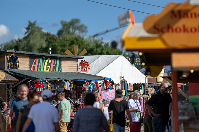 Tollwood Sommerfestival, TT_07_25_Tollwood_3-tw24-so-markt-c-alexander-scharf-2176_LP_660x440