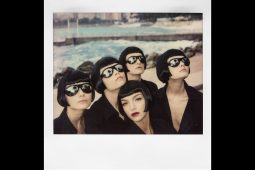 Helmut Newton Polaroids Ausstellung München 2025, TT_10_25_01_Helmut Newton, Italian Vogue, Monte Carlo 2003 © Helmut Newton Foundation_LP_1040x693