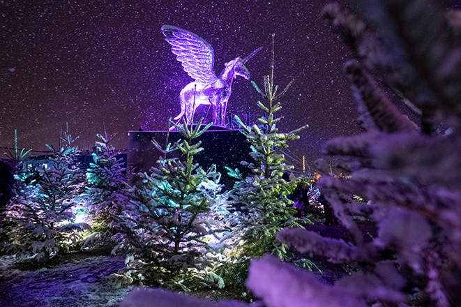 Tollwood Winterfestival 2025, TT_11_25_Tollwood_2_kunst-am-platz-pegasus-221211-c-alexander-scharf-300rgb_660x440