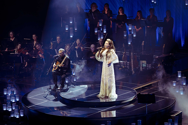Sarah Brightman bei A Winter Symphony in München, Sarah Brightman München, TT_10_26_Sarah_Brightman_08-SAR_1_LP_400